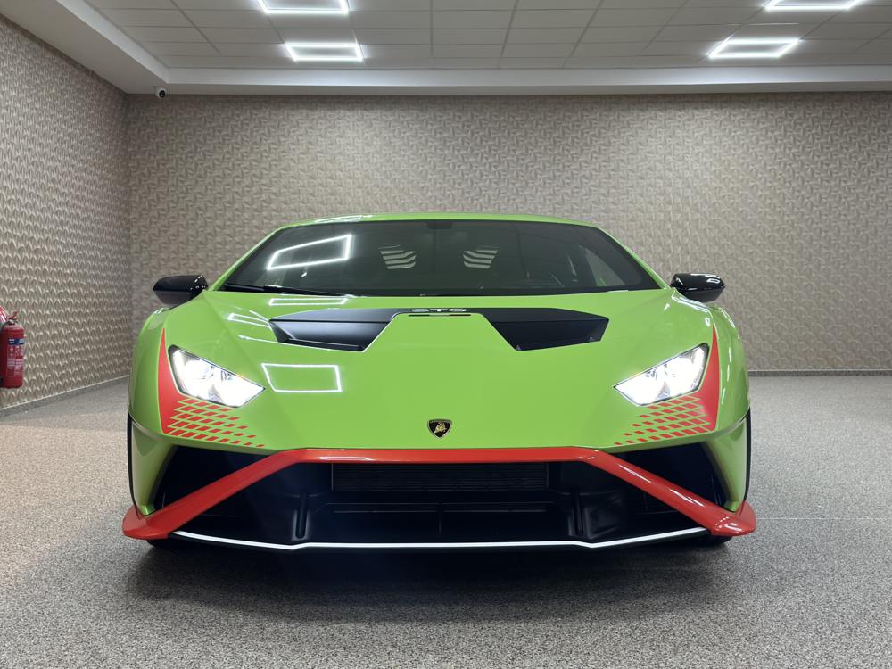 Lamborghini Huracán 5.2i V10 STO 60th Model Year 2023
