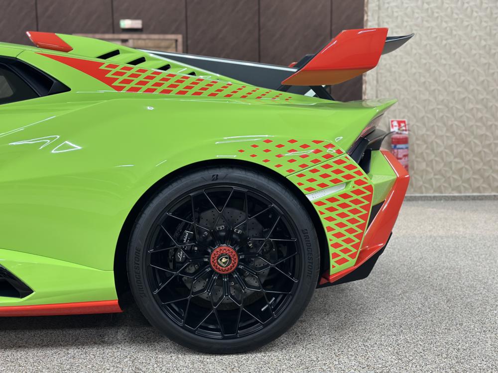 Lamborghini Huracán 5.2i V10 STO 60th Model Year 2023